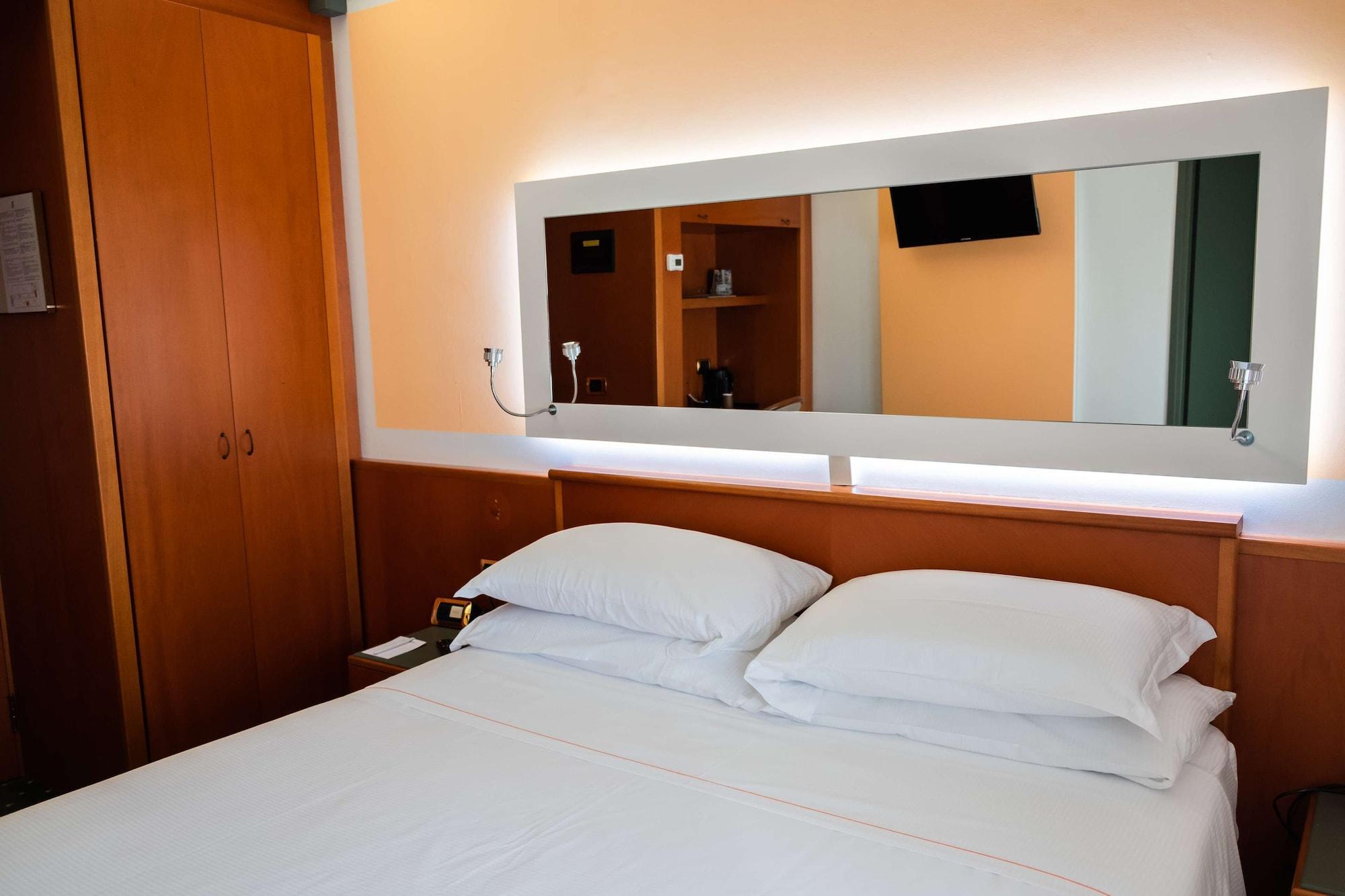Jet Hotel, Sure Hotel Collection By Best Western 加拉瑞特 外观 照片